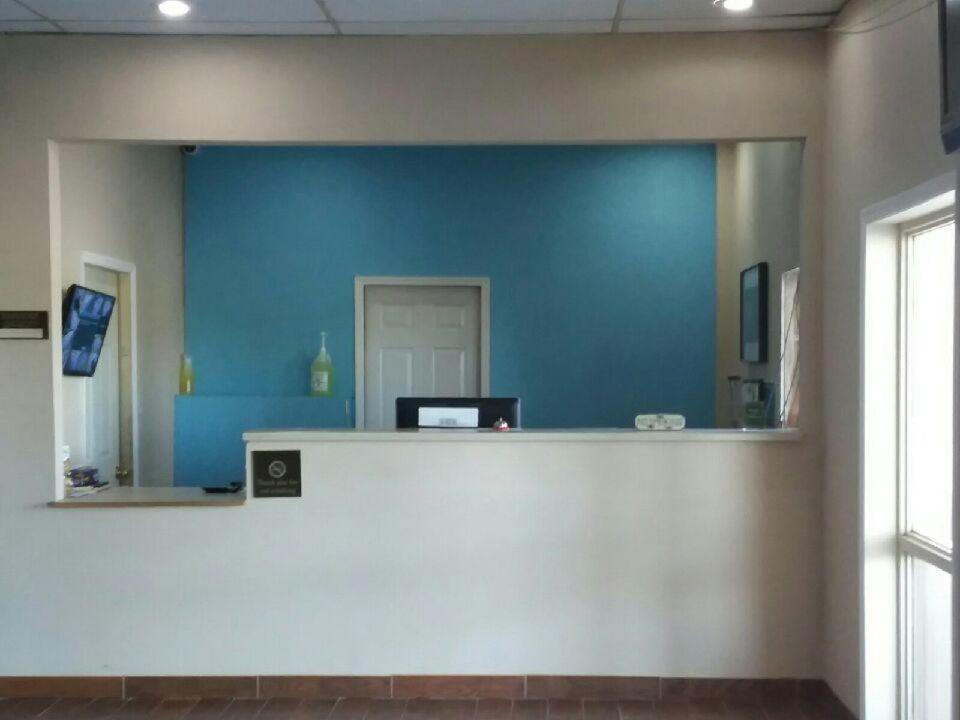 Marston Travel Inn מראה חיצוני תמונה